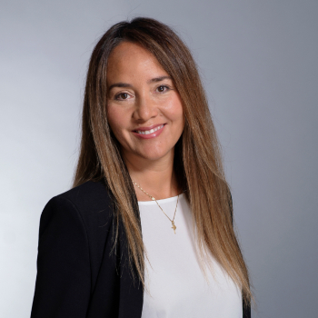 Claudia C. Heimpell Novella (Chile), VPE Clientes, experiencia y Calidad  Banco Santander